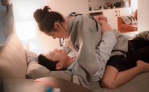 Quan hệ tình dục quá nhiều, cơ thể có ảnh hưởng gì không?